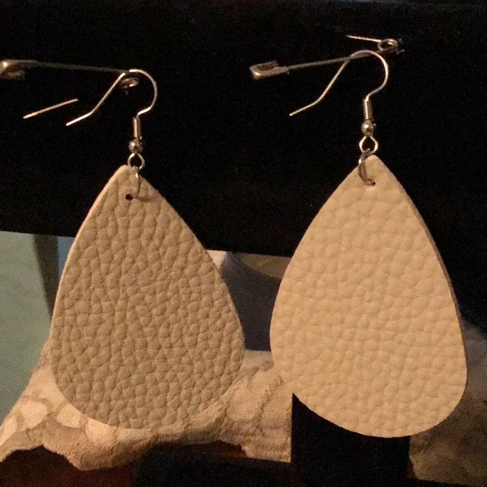 Leather Teardrop Gray teardrop earrings